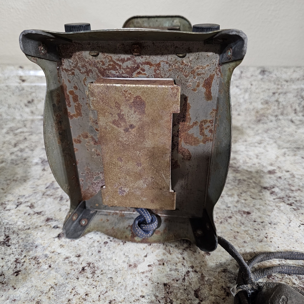 Vintage Turnover Toaster with Cord - Picture 9 of 9
